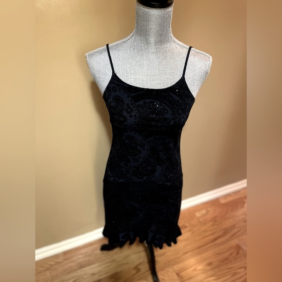 Dark Blue Formal Dress - Picture 4 of 9